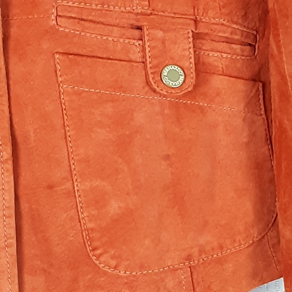 Bernardo Genuine Suede Leather Fitted Jack… - Picture 7 of 7